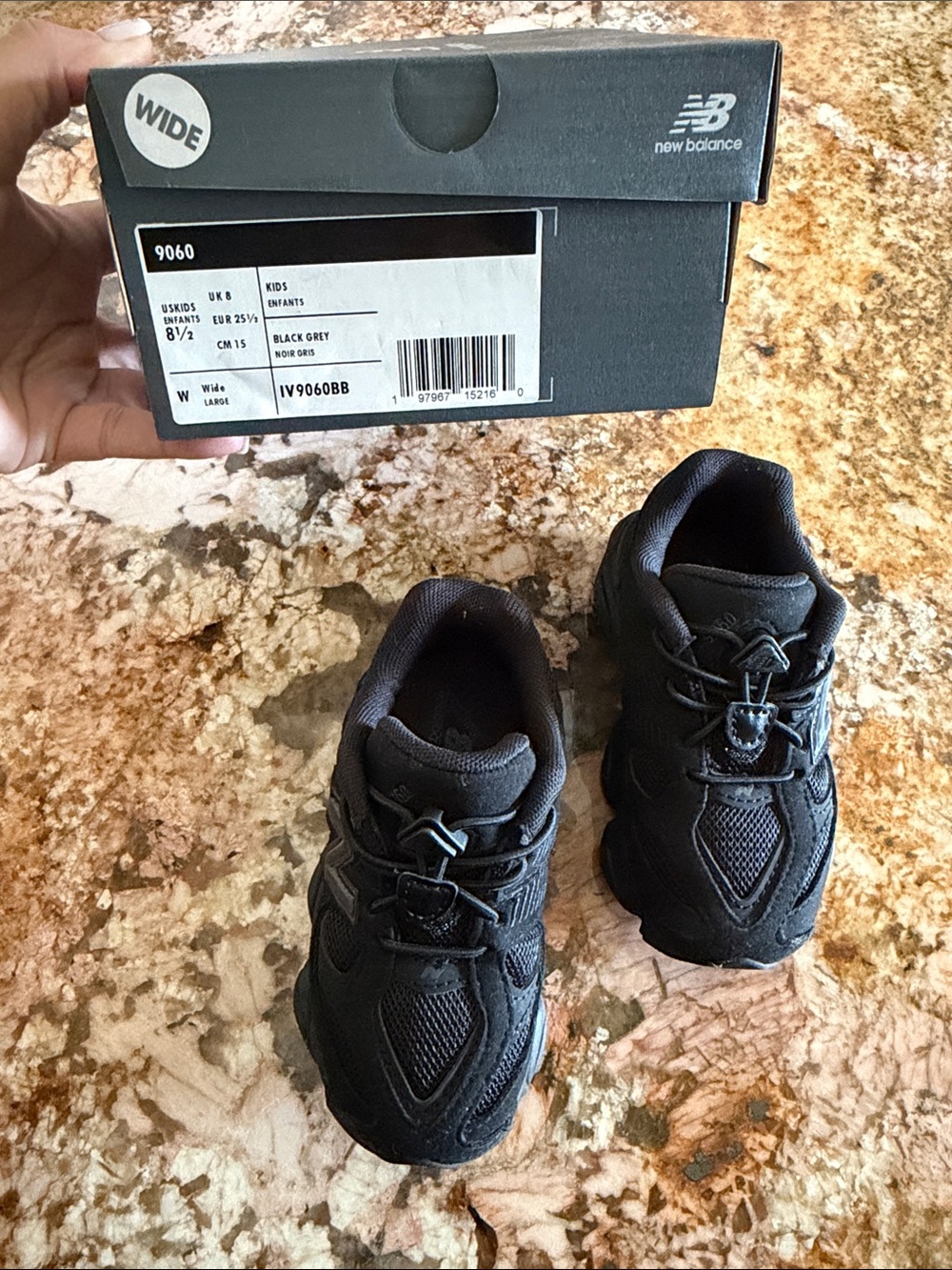 New Balance Kids Black/Grey 9060 Wide Sneakers
